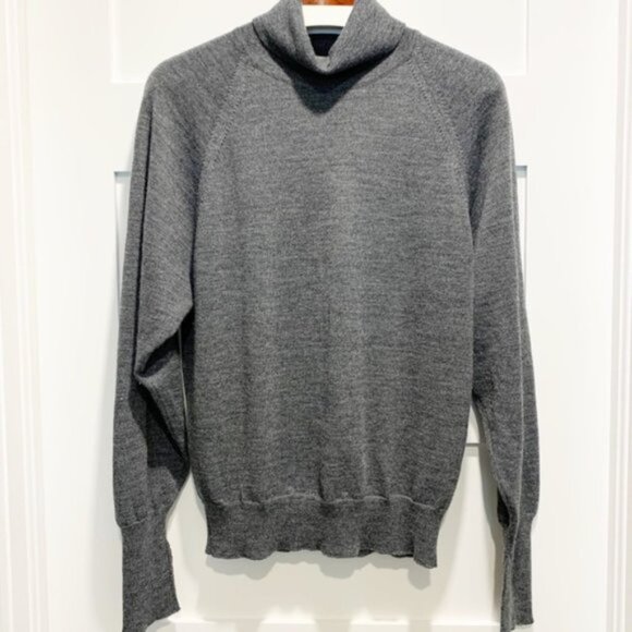 Ladies Parkhurst Grey Wool-Blend Turtleneck Sweater - Size Small - Picture 2 of 6